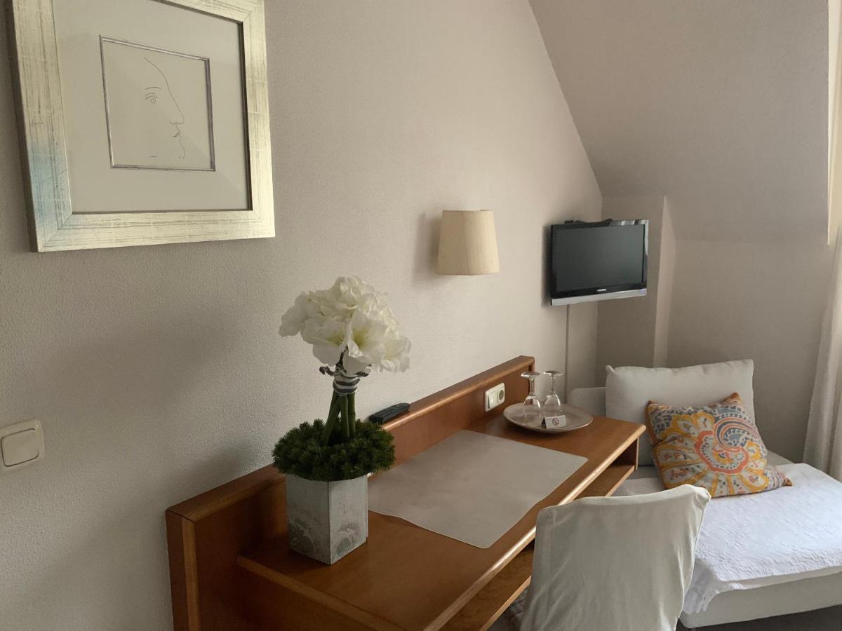 Hotel Lindenhof à Hainburg Extérieur photo